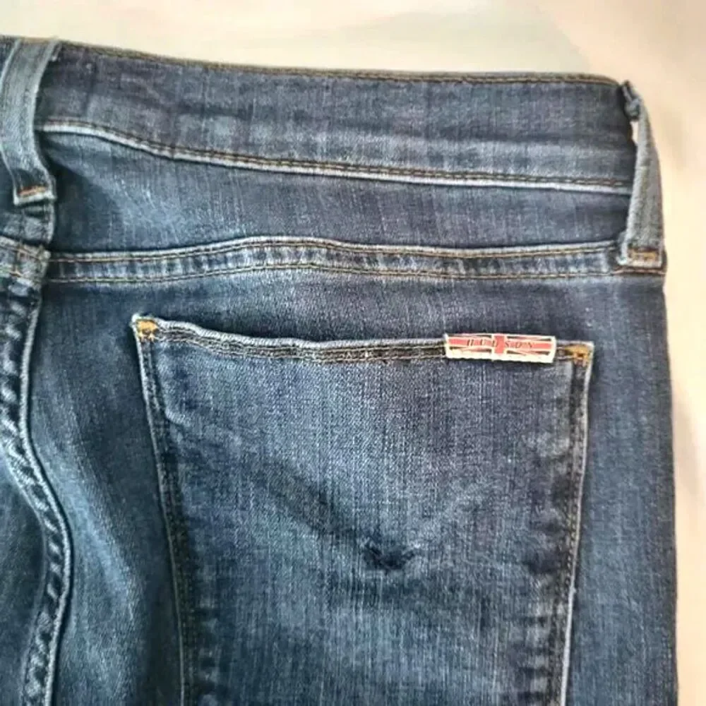 HUDSON‎ Krista Ankle Skinny Jeans | Distressed Raw Hem Denim Women’s Size 30 EUC